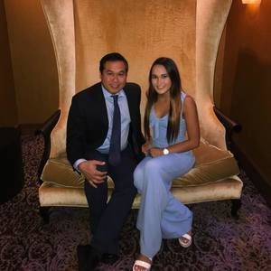 Meet your Posher, Mira